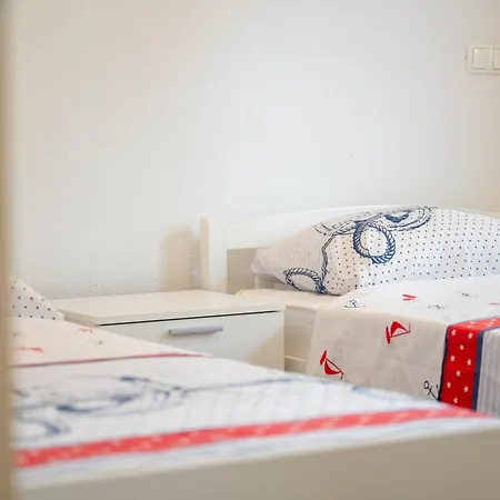 Neno Apartman *